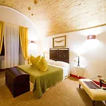 ベッド・アンド・ブレックファスト Torre Della Botonta 4*