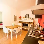 Torre Della Botonta Bed & Breakfast