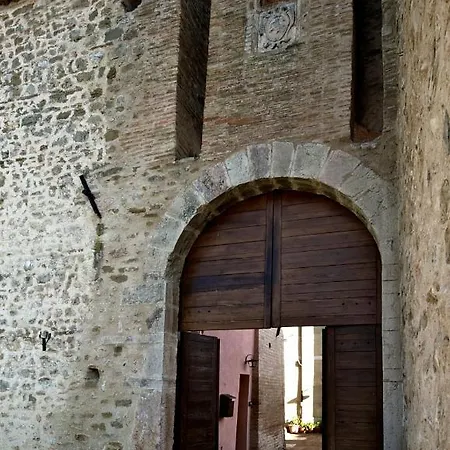 Torre Della Botonta Bed & Breakfast