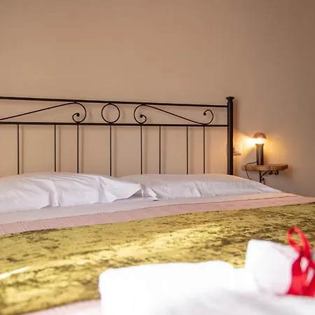 Torre Della Botonta Bed and Breakfast