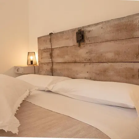 Torre Della Botonta Bed and Breakfast