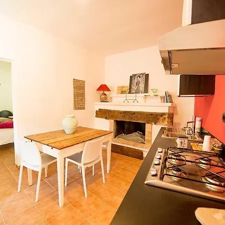 Torre Della Botonta Bed and Breakfast