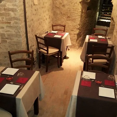 Torre Della Botonta Bed and Breakfast