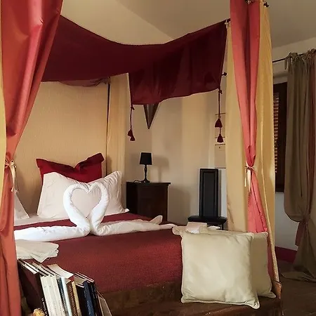 Torre Della Botonta Bed and breakfast