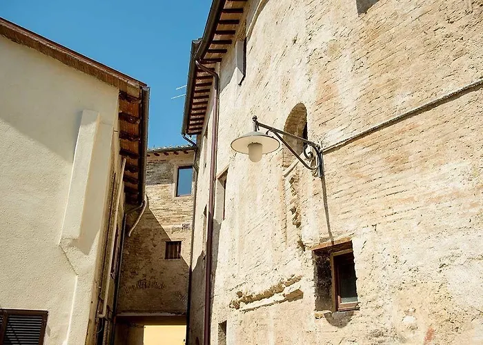 ベッド・アンド・ブレックファスト Torre Della Botonta Castel Ritaldi